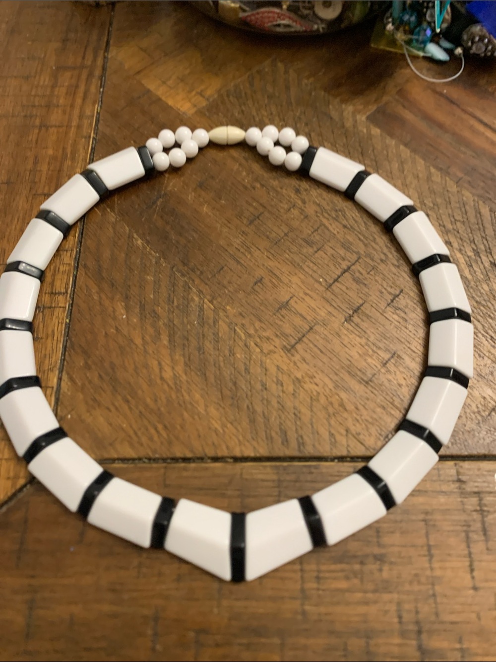 White and Black Geometric Bead Necklace - Women Jewelry